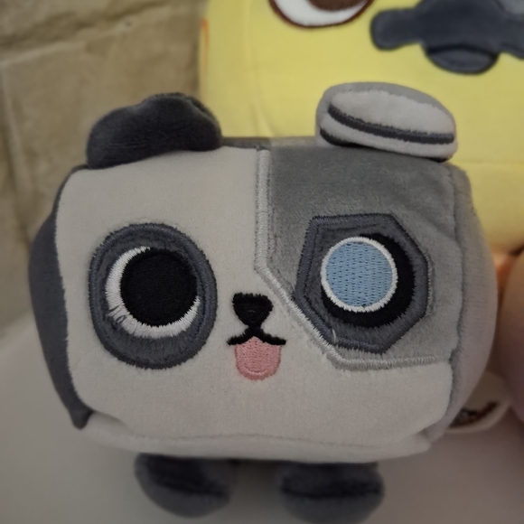 Pet Simulator Roblox Plush Bundle Of 3 Pixel Chicken Bunny & Dog - Picture 2 of 6